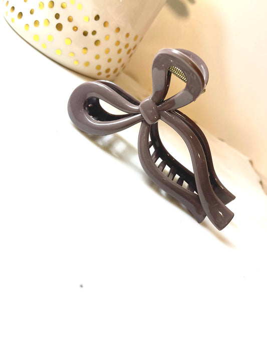 ShannAgains Jewels - SALE! Bow Hair Claw clip acrylic