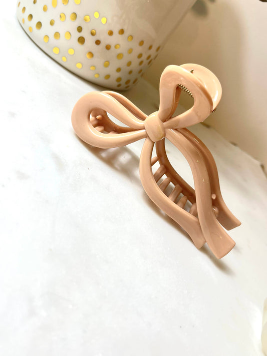ShannAgains Jewels - SALE! Bow Hair Claw clip acrylic